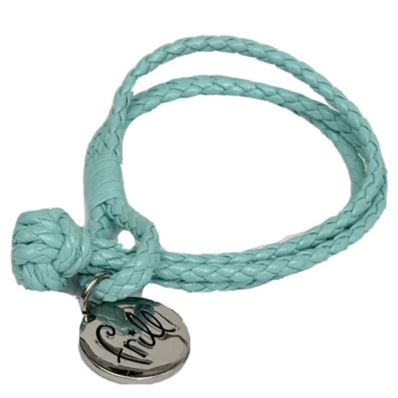 VERA BRADLEY • Frill Adjustable Rope Cord Beacelet - Picture 1 of 4